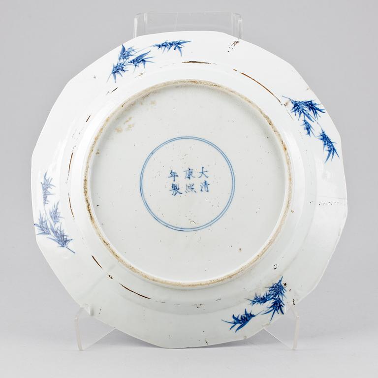 FAT, porslin. Sen Qing dynasti, 1800-tal.
