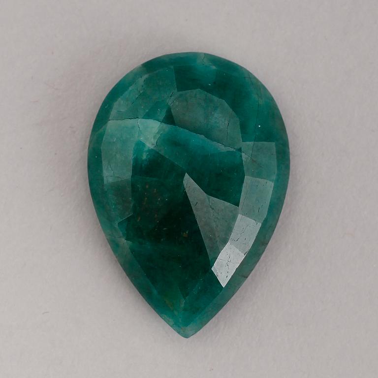 SMARAGD, ca 37,9 ct, ca 7,59 gram.