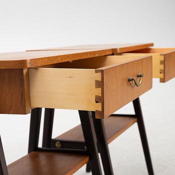 A pair of bedside tables, 1950's/60's.