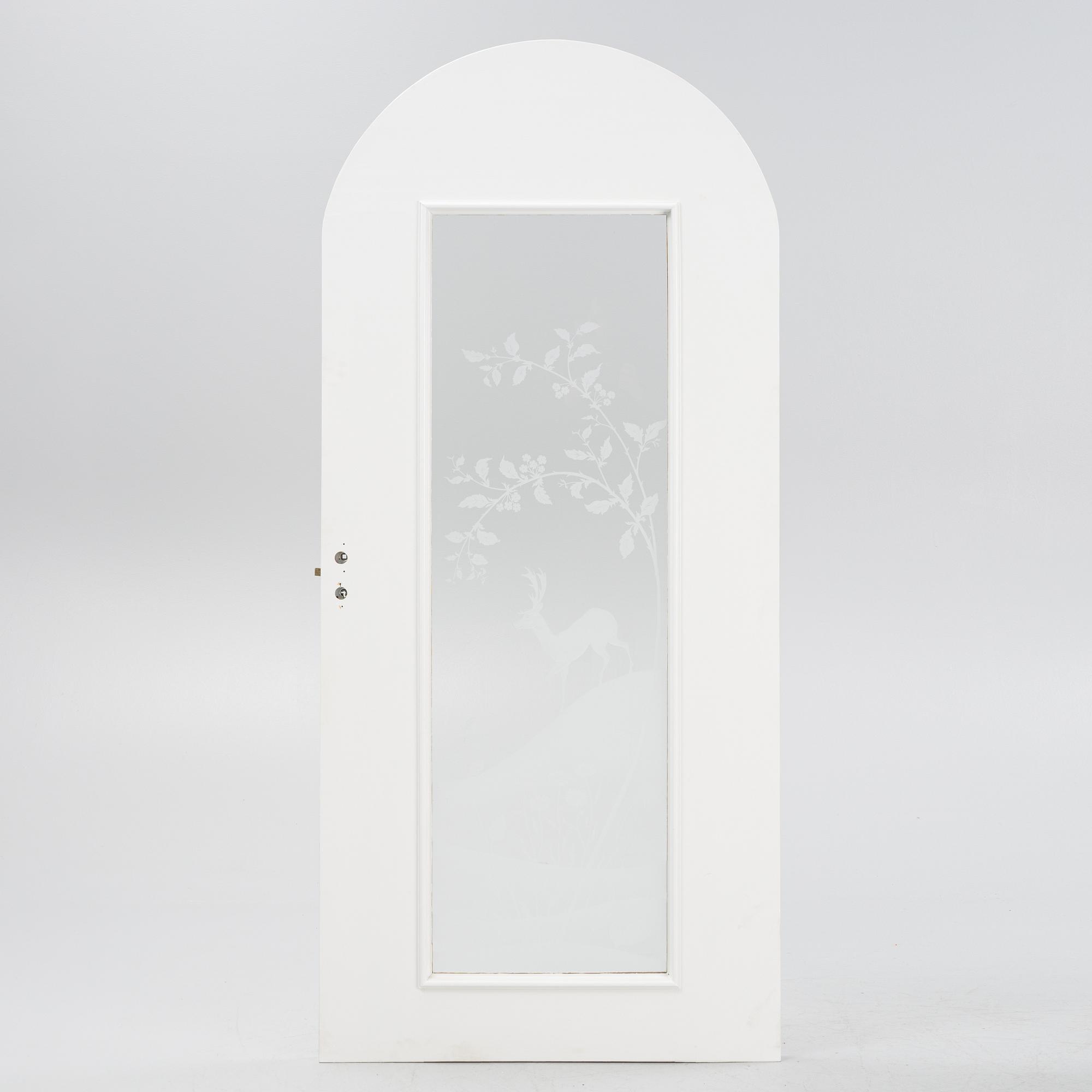 Glössner & Co, a signed glass door.