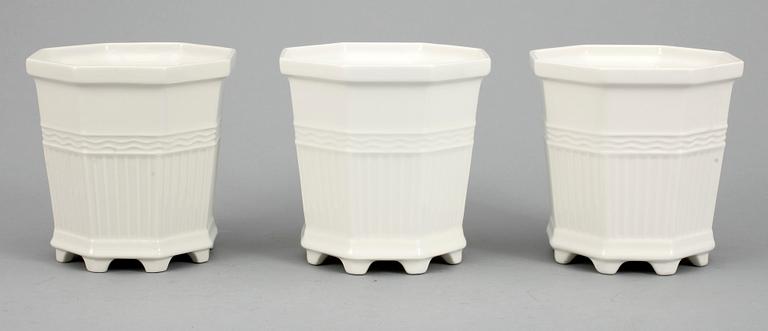 YTTERFODER, 4 st, porslin, Waldermarsudde, Prins Eugen, Gustavsberg och Rörstrand. Formgiven 1915.