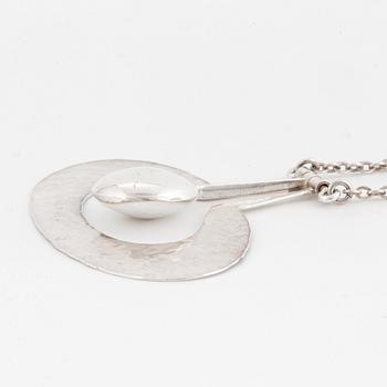 TAPIO WIRKKALA,  "Päärynä".