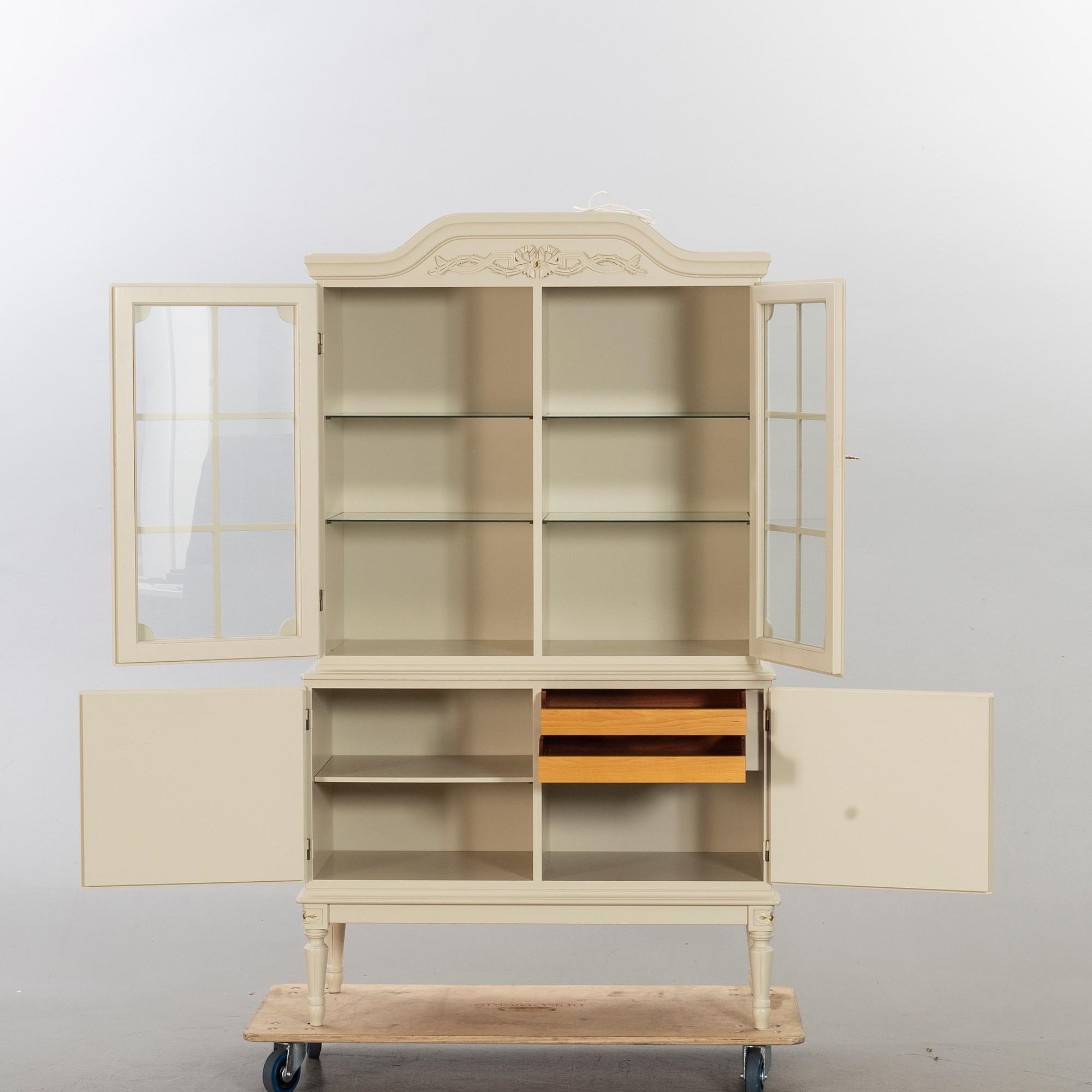 MATGRUPP 8 dlr gustaviansk stil 1900-talets mitt.