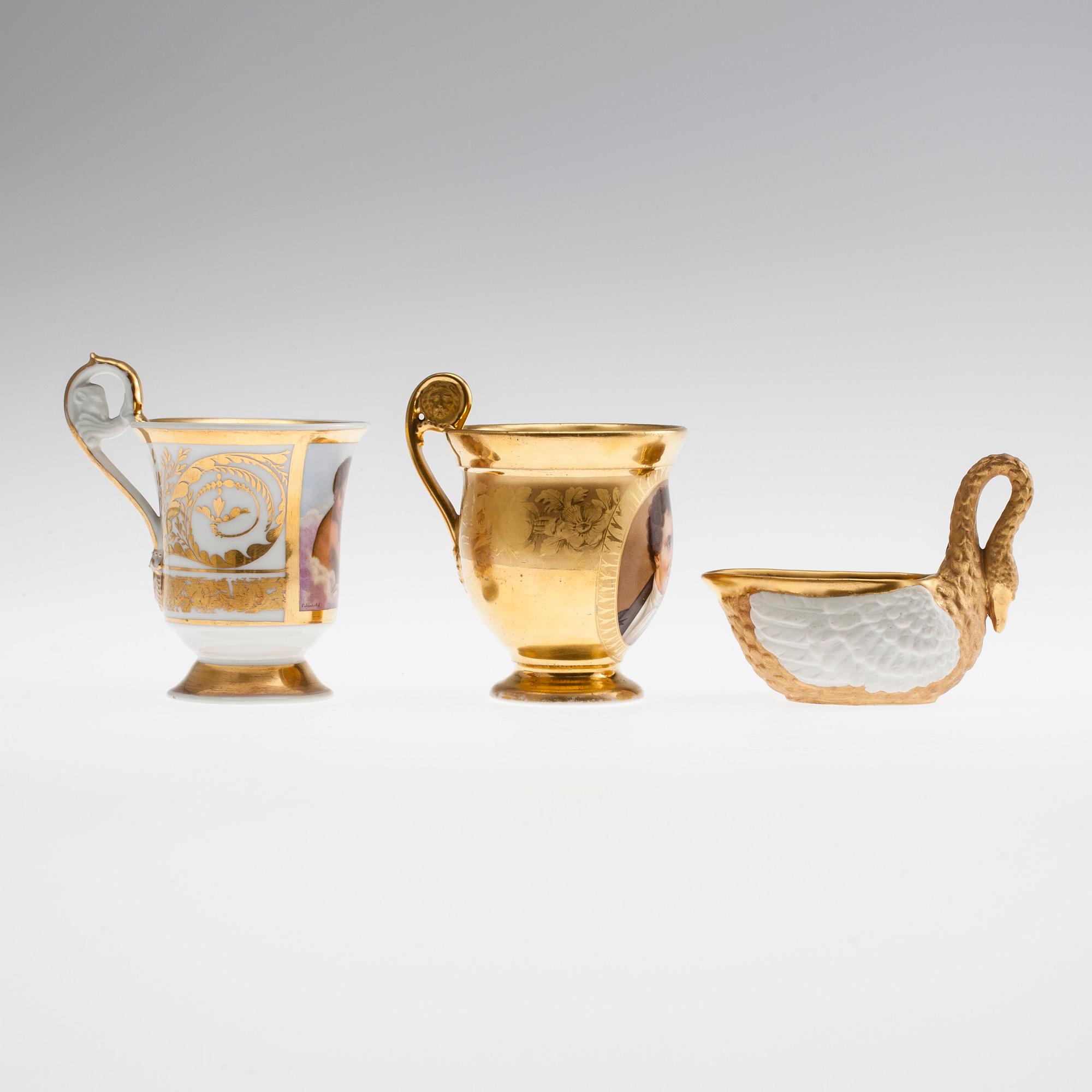 KOPPAR MED FAT, 3 st, porslin, empire, Wien, Berlin och sannolikt Ryssland 1800-tal.