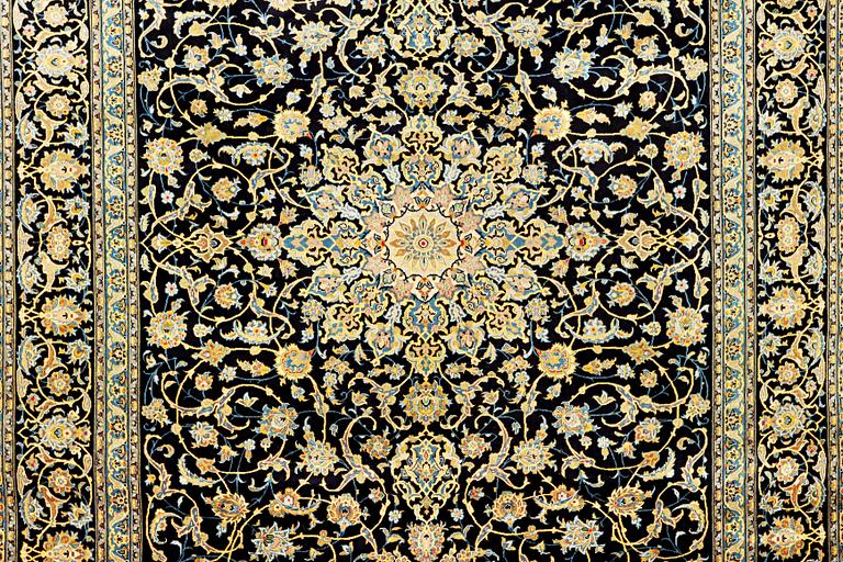 A Keshan carpet, c. 381 x 292 cm.