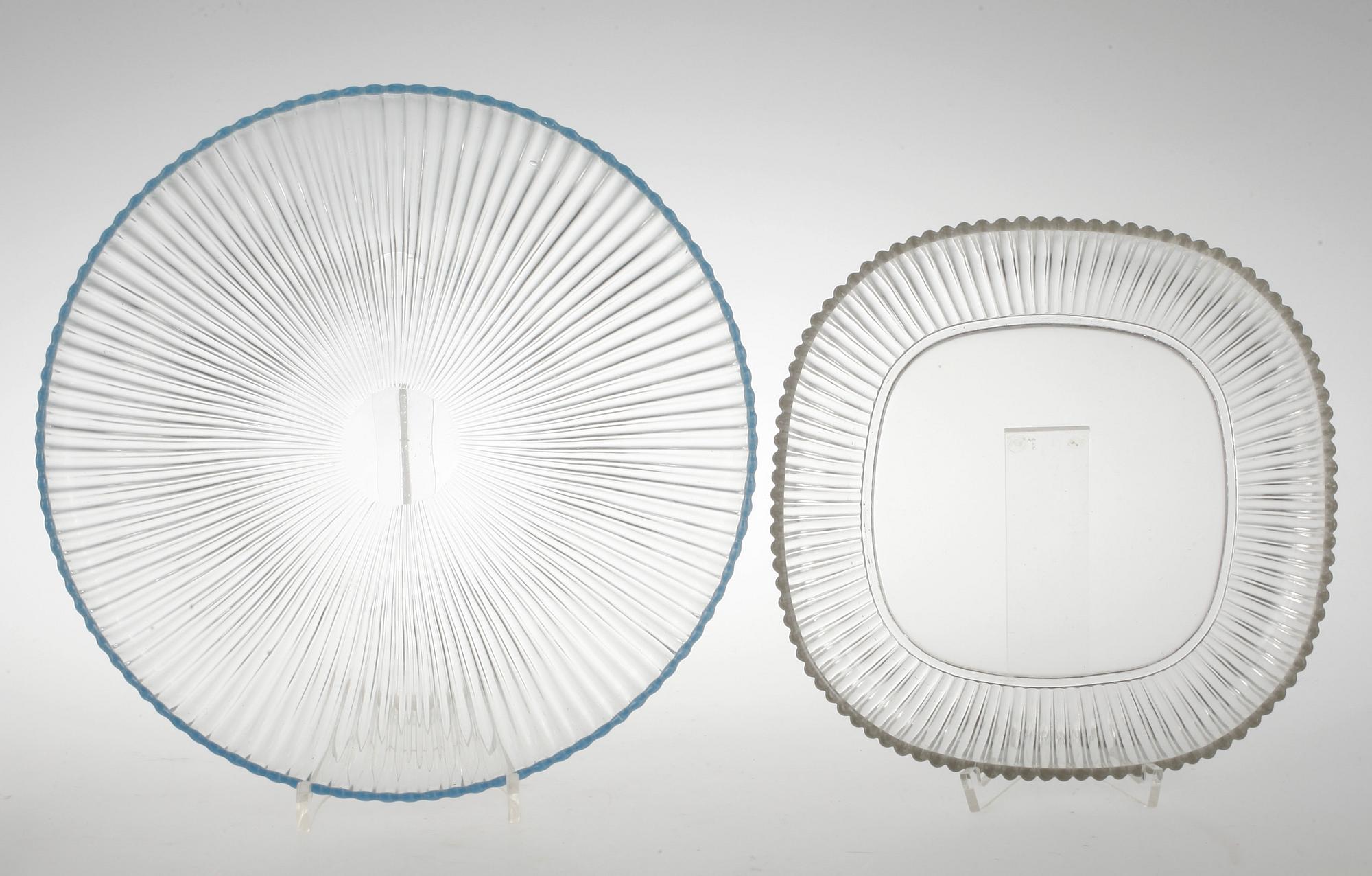 SERVISDELAR, glas, 43 st, "Reffla", Arthur Percy, Gullaskruf, formgiven 1952.