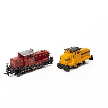 Märklin, locomotives, 7 pcs, railbus, 2 parts, as well as cars, 7 pcs, Germany.