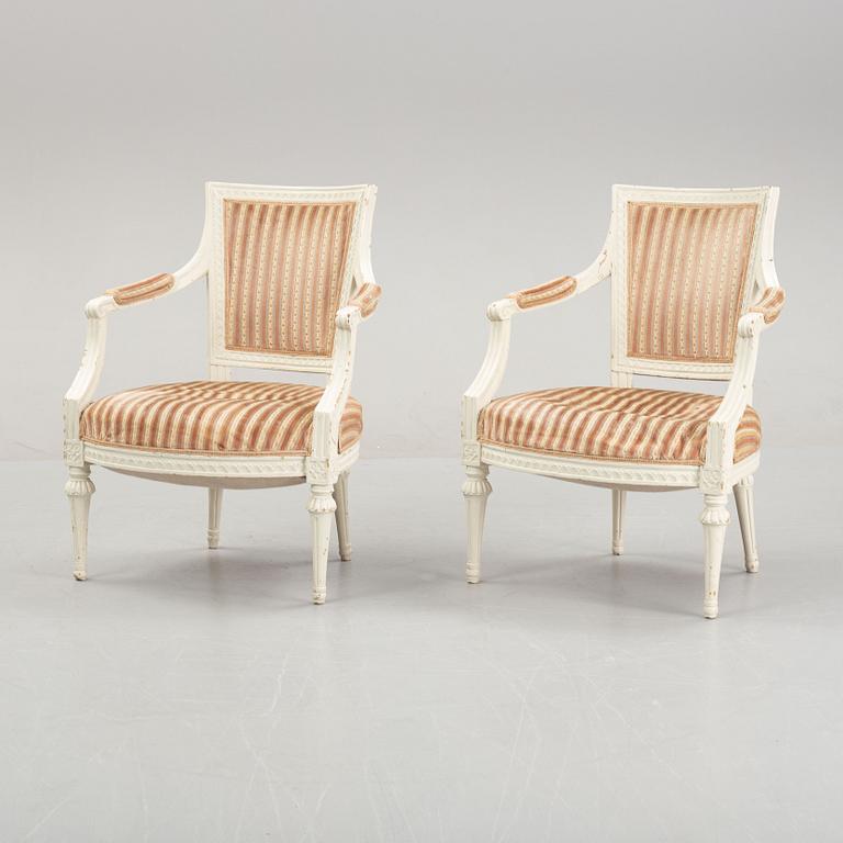 A pair of Gustavian armchairs attributed to Johan Erik Höglander, Stockholm (1750-1813).