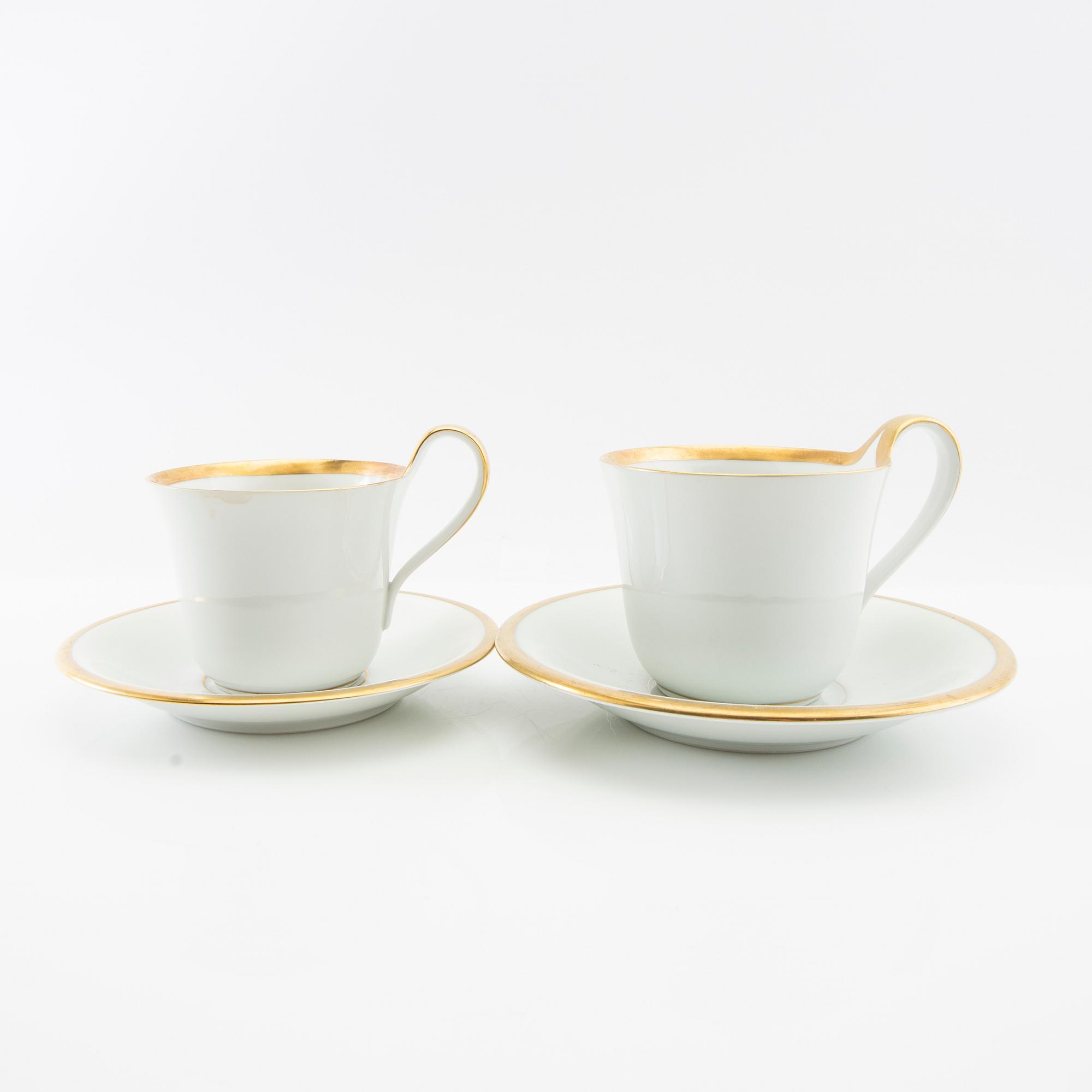 Service approximately 10 pieces, Bing & Grøndahl, first half of the 20th century, porcelain.