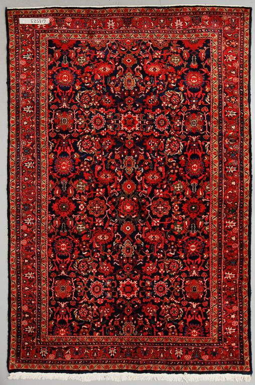 MATTA, Hamadan, old, ca 322 x 210 cm.