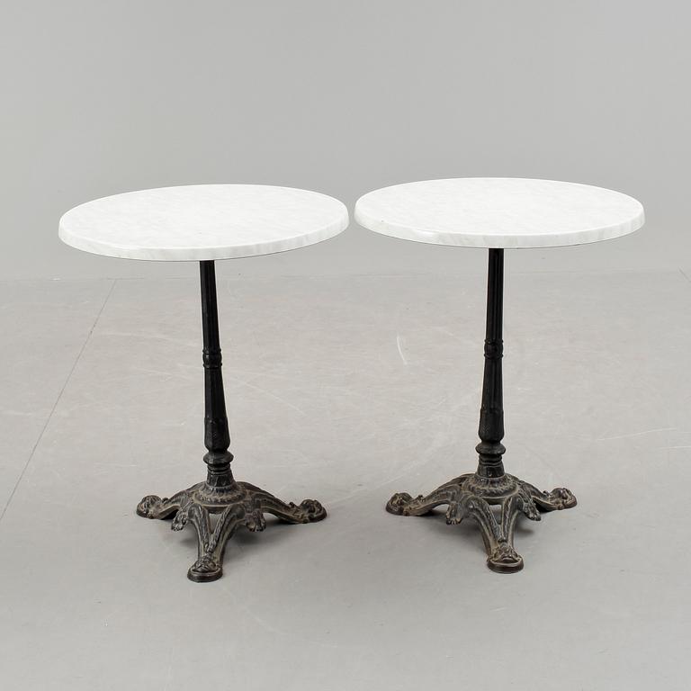 CAFEBORD, 2 st, gjutjärn, 1900-talets andra hälft.