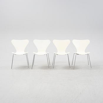 Arne Jacobsen, stolar, 4 st, "Sjuan", Fritz Hansen, Danmark.