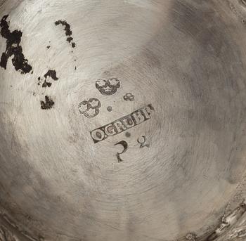 BÄGARE, silver, Olof Grubb, Hudiksvall, 1797. Vikt ca 327 g.