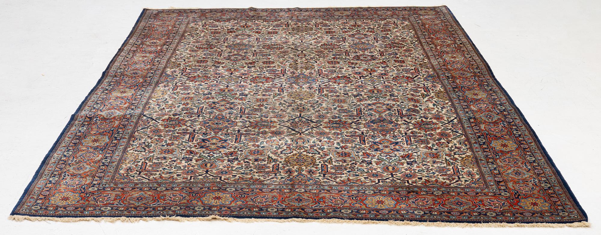A semi antique Keshan "Dabir" carpet, central Persia, c. 348 x 229 cm.