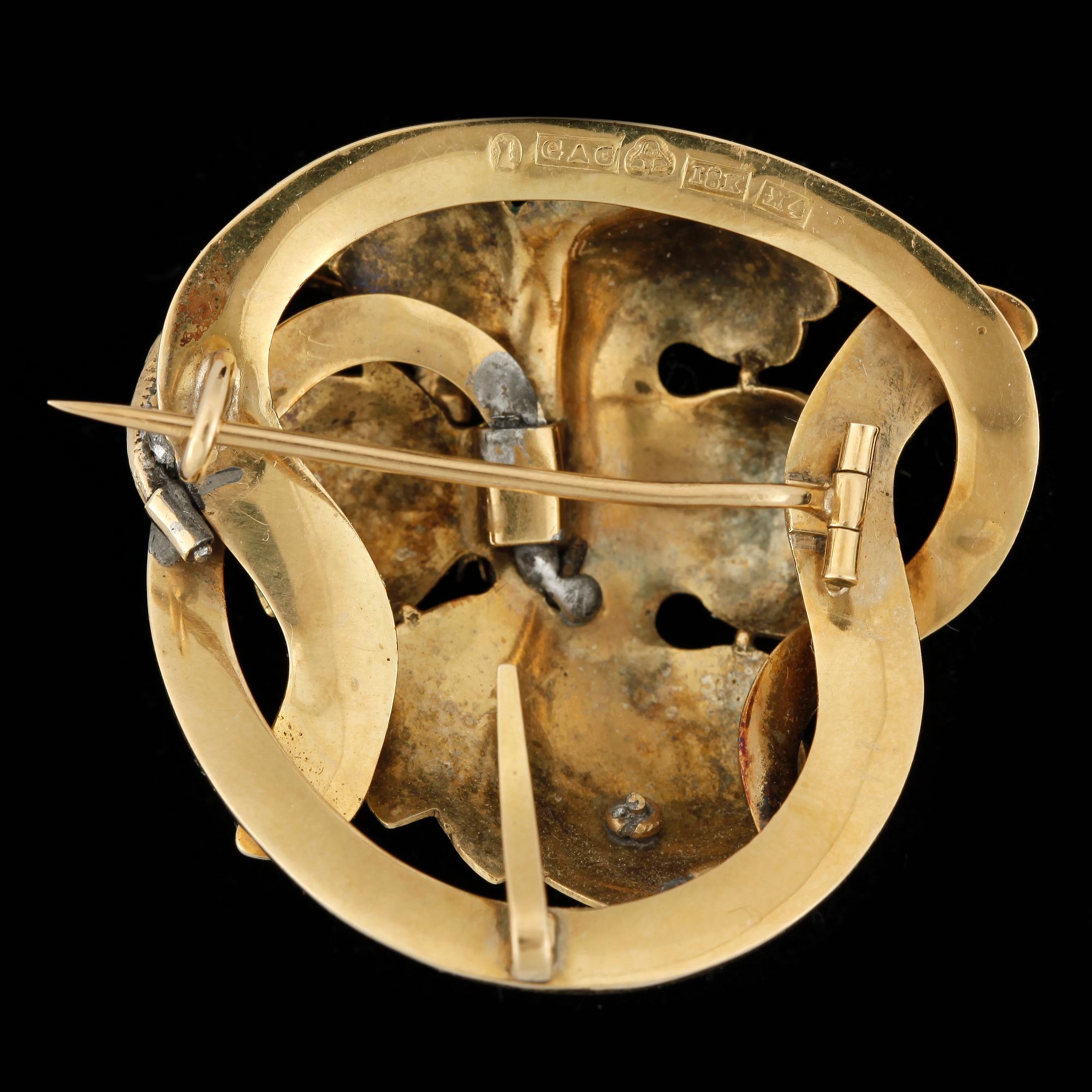 BROSCH, guld 18k, emalj, diamanter, Gustaf Adolf Cedergren, Stockholm 1852. Vikt ca 9,5 gram.