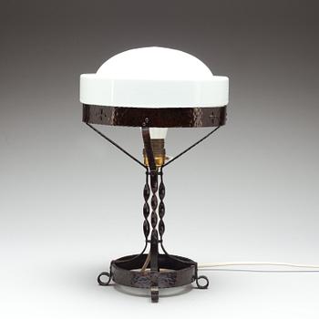 BORDSLAMPA, 1900-talets första hälft.