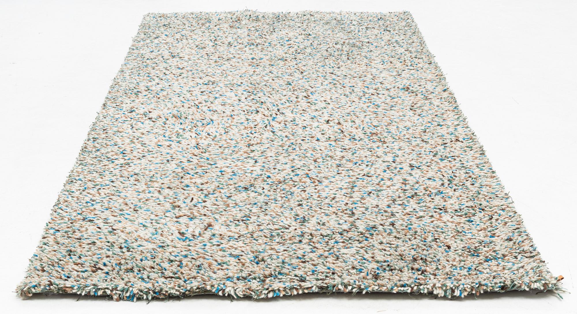 Gunilla Lagerhem Ullberg, matta "Tekla 330", Kasthall, ca 320 x 150 cm.