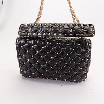 Valentino i samarbete med Moncler, väska, "Rockstud Medium spike bag", 2018.