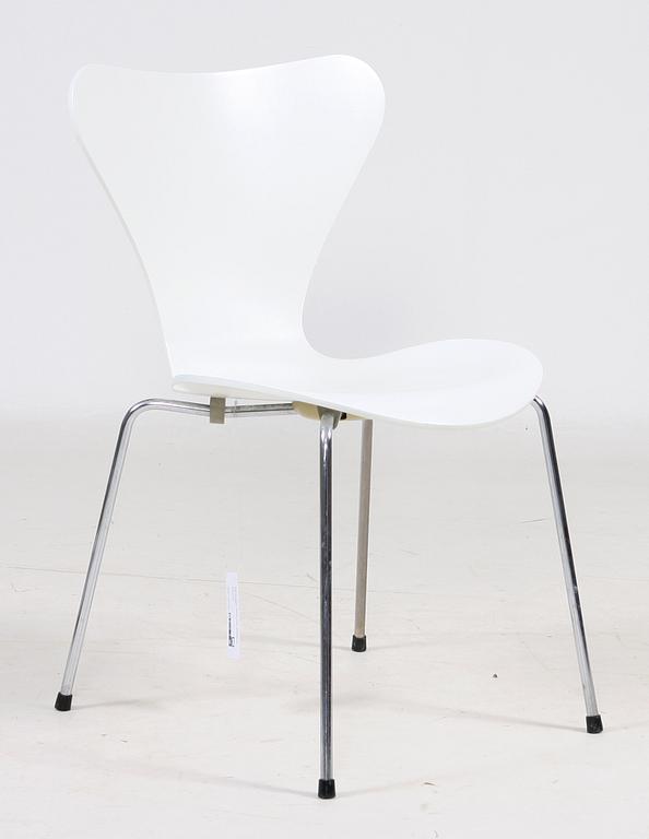 STOL, "Sjuan", Arne Jacobsen för Fritz Hansen.