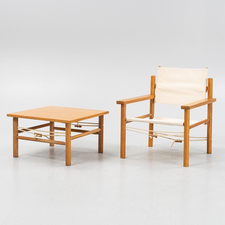 A safari chair with table, Denmark, mid 20th century.