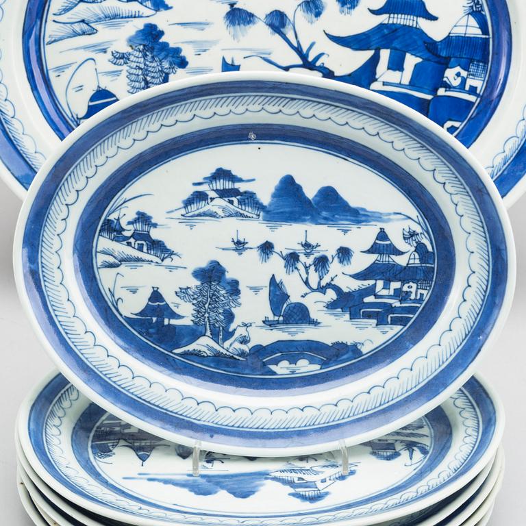 A set of six plus one Chinese porcelain serving dishes around 1800.