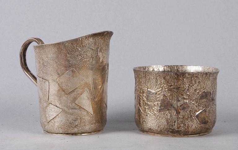 SOCKERSKÅL och GRÄDDKANNA, sterlingsilver, 1979.