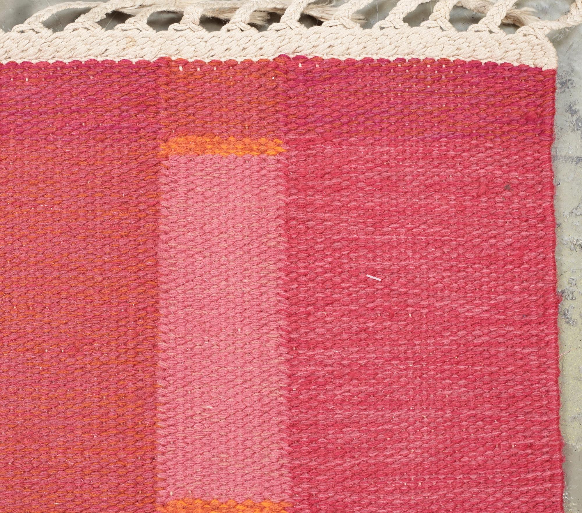 MATTA. "Timmermannen, röd". Rölakan. 226 x 158 cm. Signerad AB MMF V MW.