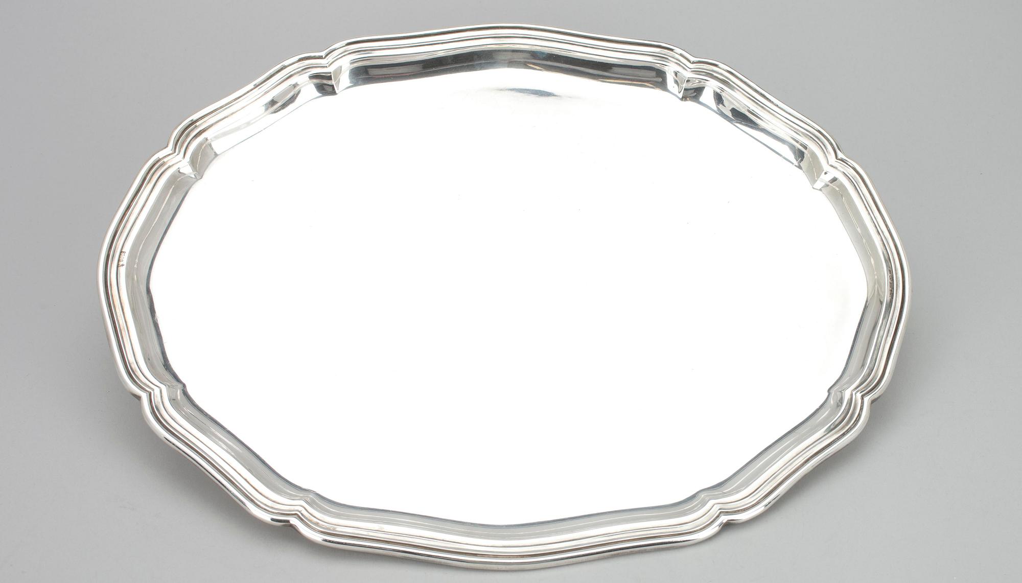 BRICKA, silver Oscar Lindroos Helsingfors 1941. Tot. Vikt ca  930 g.