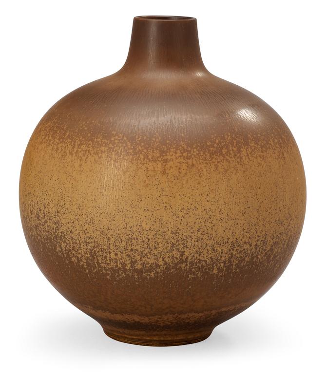 A Berndt Friberg stoneware vase, Gustavsberg Studio 1944-47.