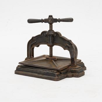 Book press/plant press, late 19th century.