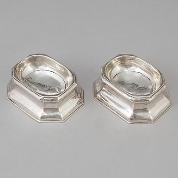 A pair of 18th century silver salt cellars, mark of Mary Rood, London 1722.