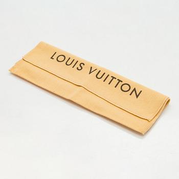 Louis Vuitton, korurasia.