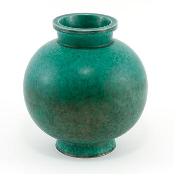 VAS, stengods, "Argenta", Wilhelm Kåge, Gustavsberg. omkring 1900-talets mitt.