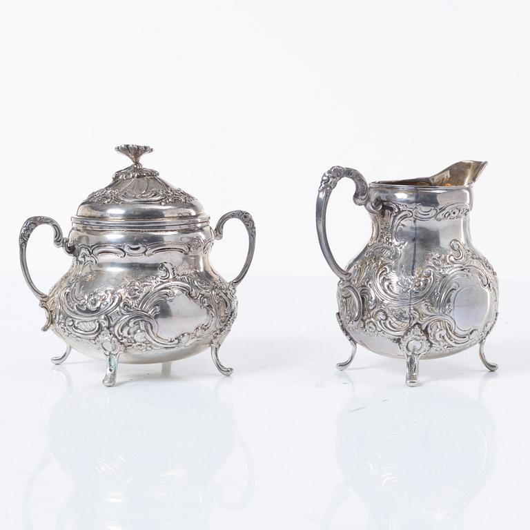 A creamer and sugar bowl, silver 830, Germany, mid-20th century.