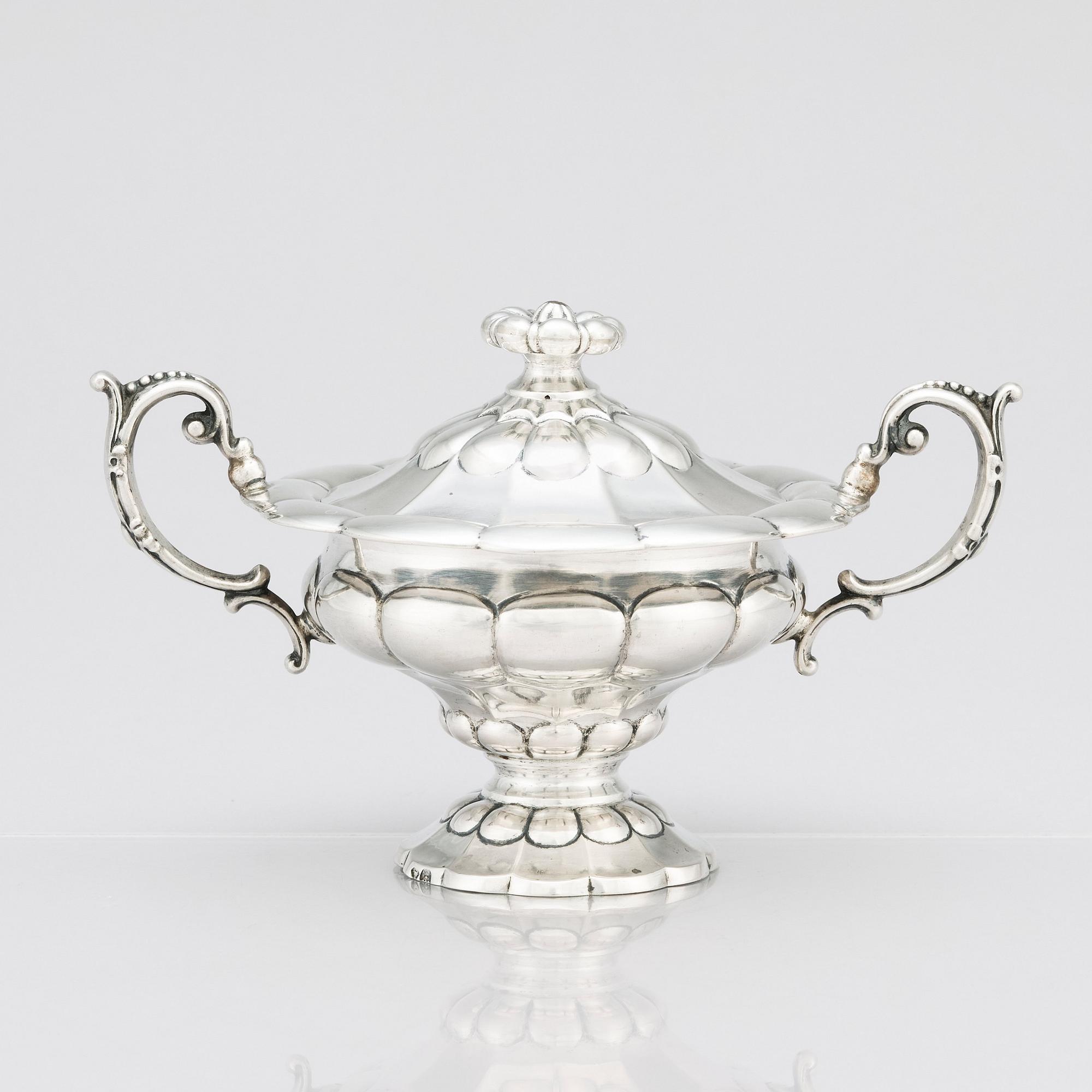 An Italian Sugar Bowl With Cover, Torino, first half of the 19th century.