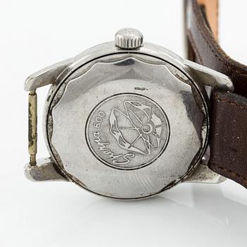 Enicar, Sherpa Date, "Compressor Case", wristwatch 34.5 mm.