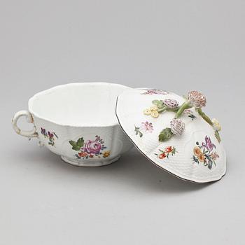 BONBONJÄR, porslin, Meissen, 1800-tal.