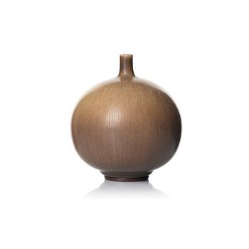 Berndt Friberg, a stoneware vase, Gustavsberg studio, Sweden 1961.