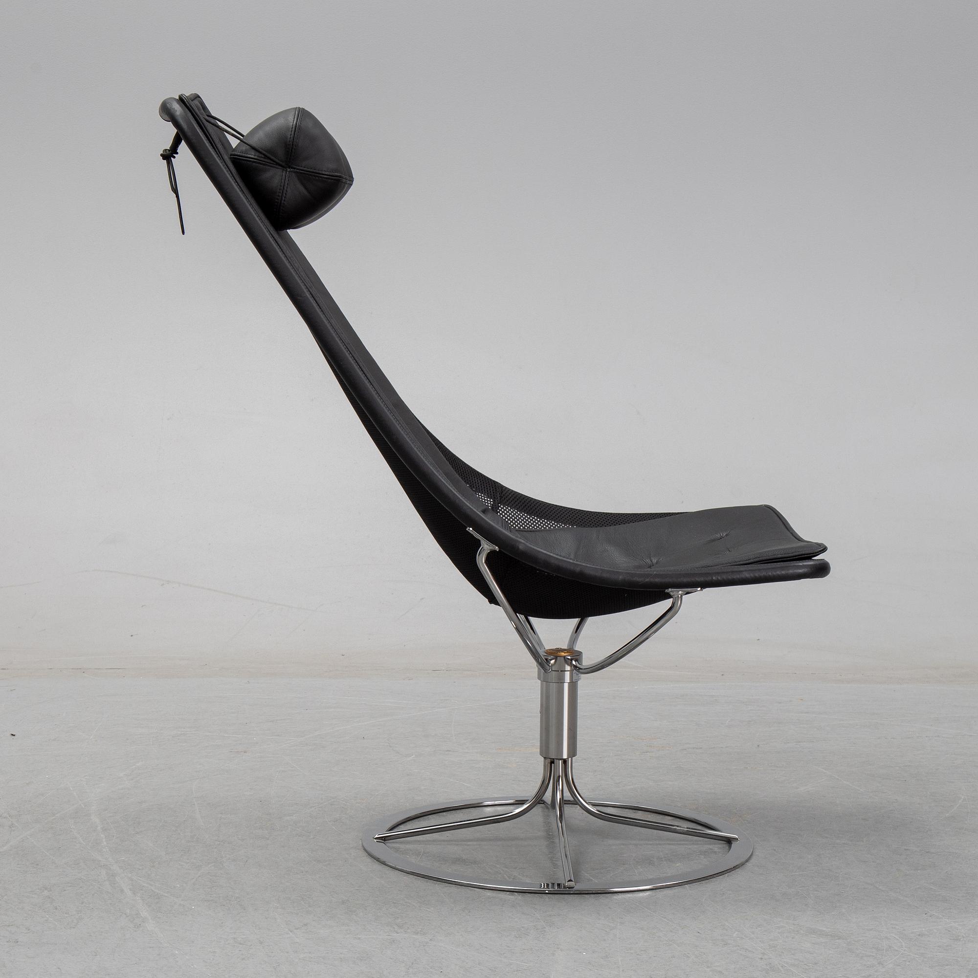 Bruno Mathsson, a 'Jetson' armchair, by Dux 2016.