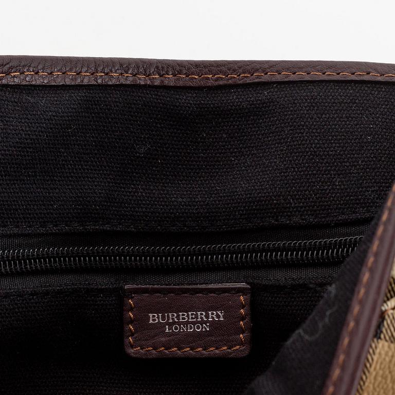 Burberry, väska.