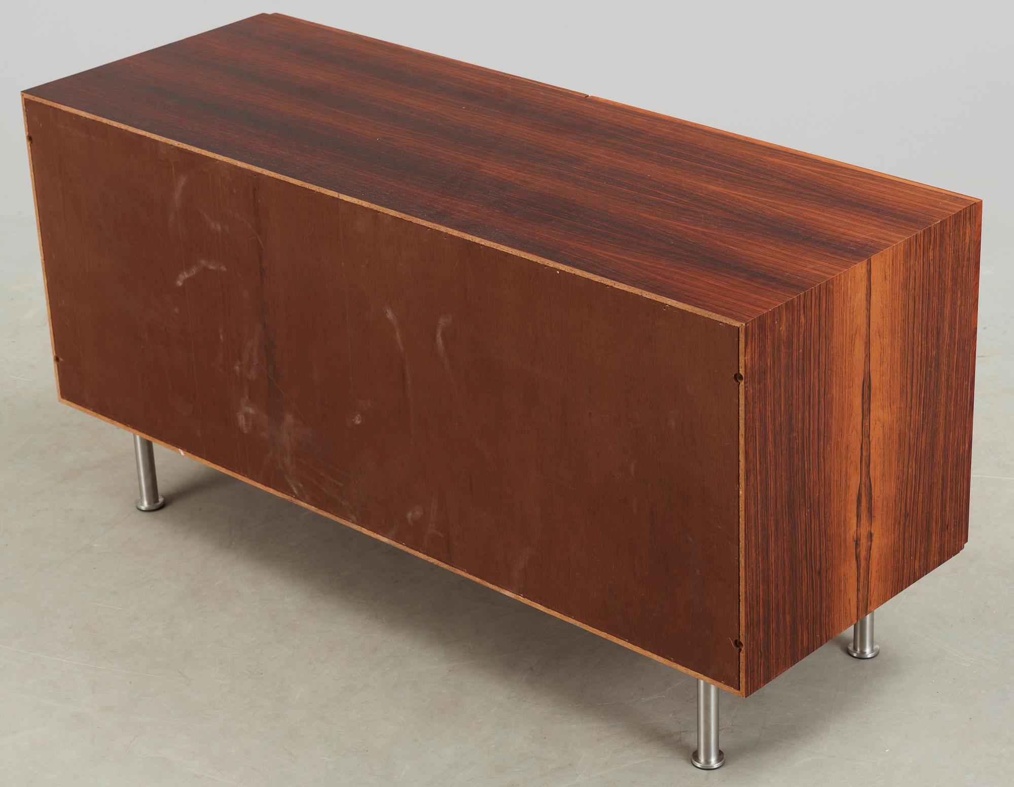 SIDEBOARD, 1960-tal.