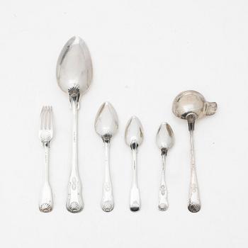 27 pieces of silver flat ware, similar 'Shell' models, including Gustaf Mööenborg, Stockholm, Swedn, 1848-52.