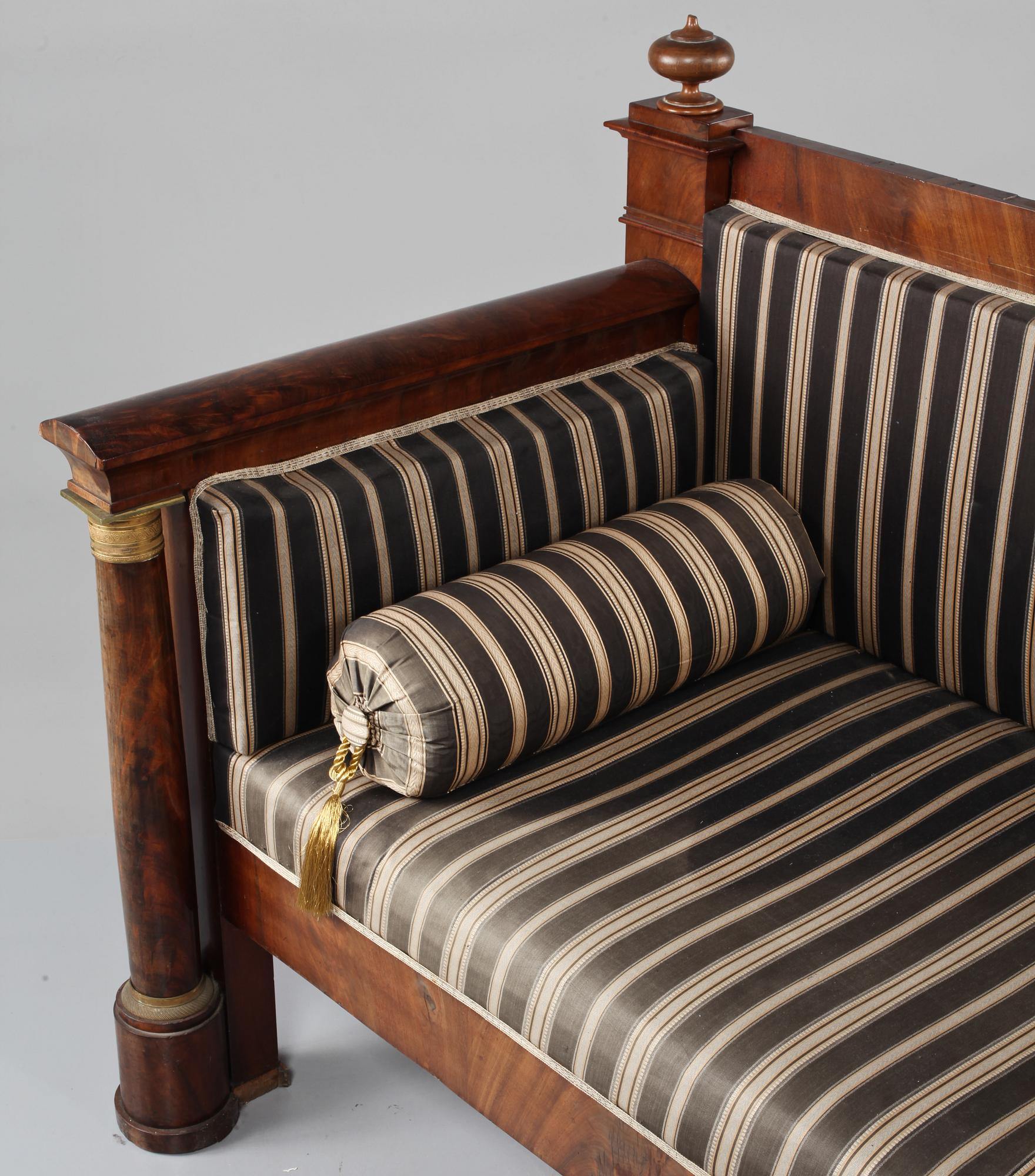 SOFFA, Karl Johan, 1800-talets första häflt.