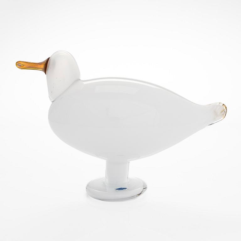 Oiva Toikka, a 'Sea Mew' glass bird, signed O. Toikka Nuutajärvi.
