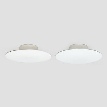 Arne Jacobsen, tak/vägglampor, 2 st, "AJ-Eklipta", Louis Poulsen/ licenstillverkare Orno, Stockmann 1960-tal.