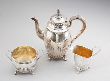 KAFFESERVIS, 3 delar, silver, GAB, Stocholm 1911/12. Vikt ca 935 gram.