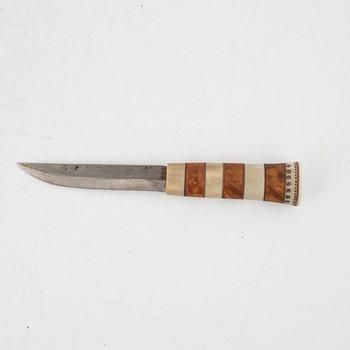 Sune Enoksson, a reindeer horn knife, signed.