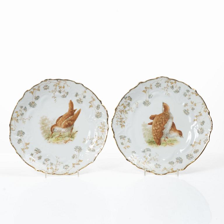 A 15 piece ‘birds’ porcelain dinner service, around 1900.