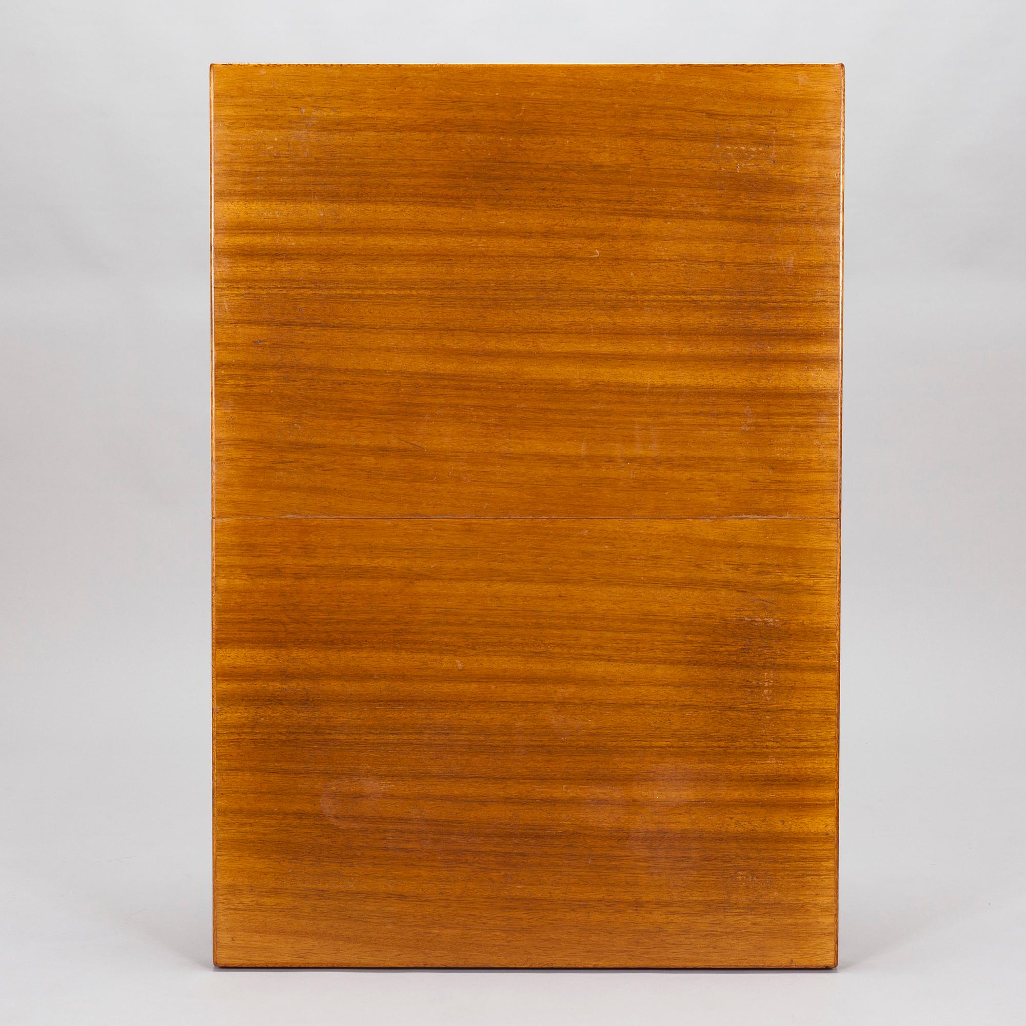 Alvar Aalto, , A mid-20th-century '92' dinner table, O.Y. Huonekalu- ja Rakennustyötehdas A.B. Finland.