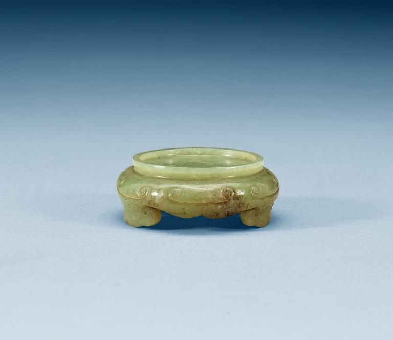 A nephrite stand, Qing dynasty.